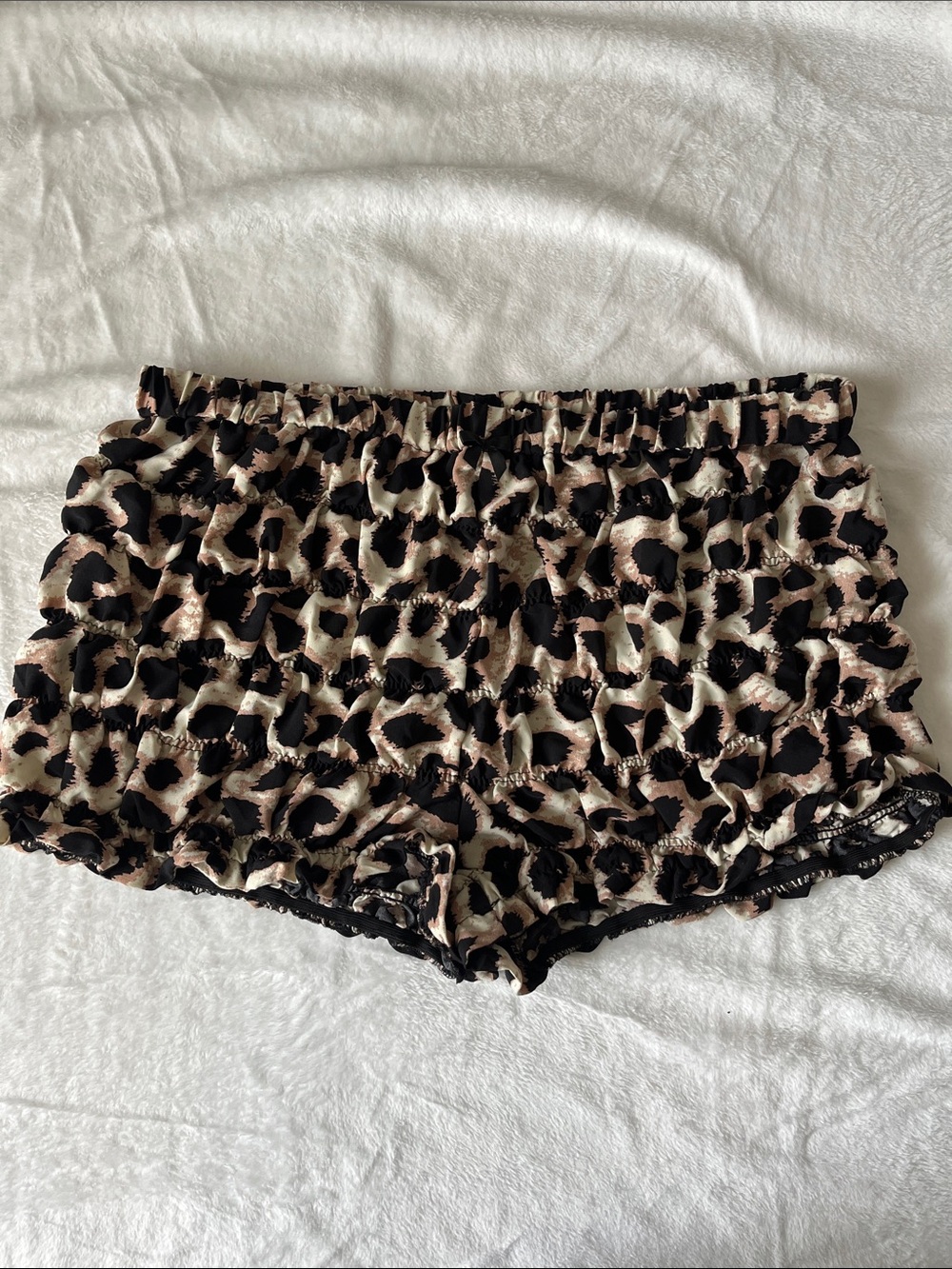 Leopard Rouched Shorts - Beige & Black